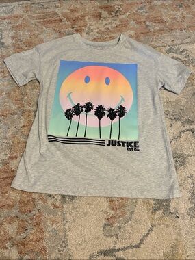 NWOT Justice Gray Tee with Pastel Smiley & Palm Graphic